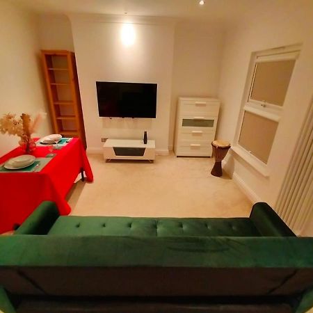 Fully-Equipped Flat In The City Of Londýn Exteriér fotografie
