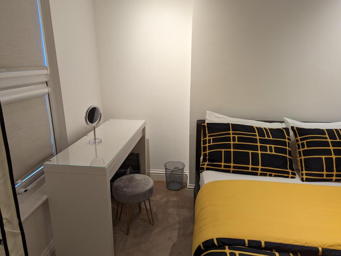 Fully-Equipped Flat In The City Of Londýn Exteriér fotografie