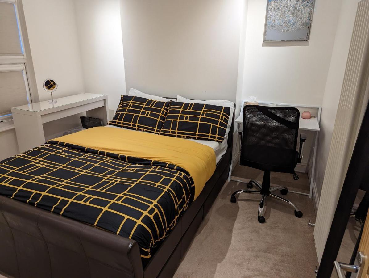 Fully-Equipped Flat In The City Of Londýn Exteriér fotografie