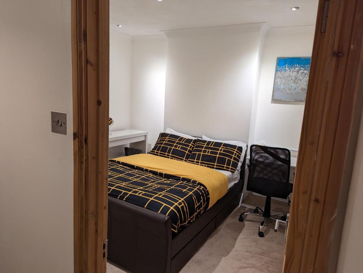 Fully-Equipped Flat In The City Of Londýn Exteriér fotografie